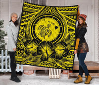 Hawaii Premium Quilt - Hawaii Map Honu Hibiscus Yellow Polynesian Premium Quilt - Polynesian Pride