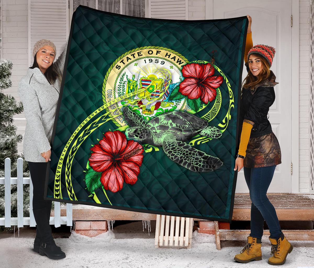 Hawaii Polynesian Premium Quilt - Green Turtle Hibiscus - Polynesian Pride