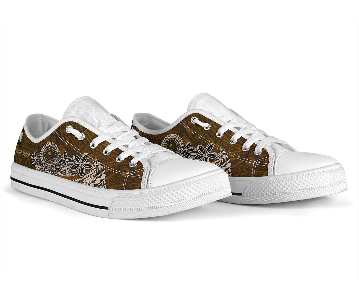 Chuuk Custom Personalised Low Top Shoes - Polynesian Boar Tusk - Polynesian Pride