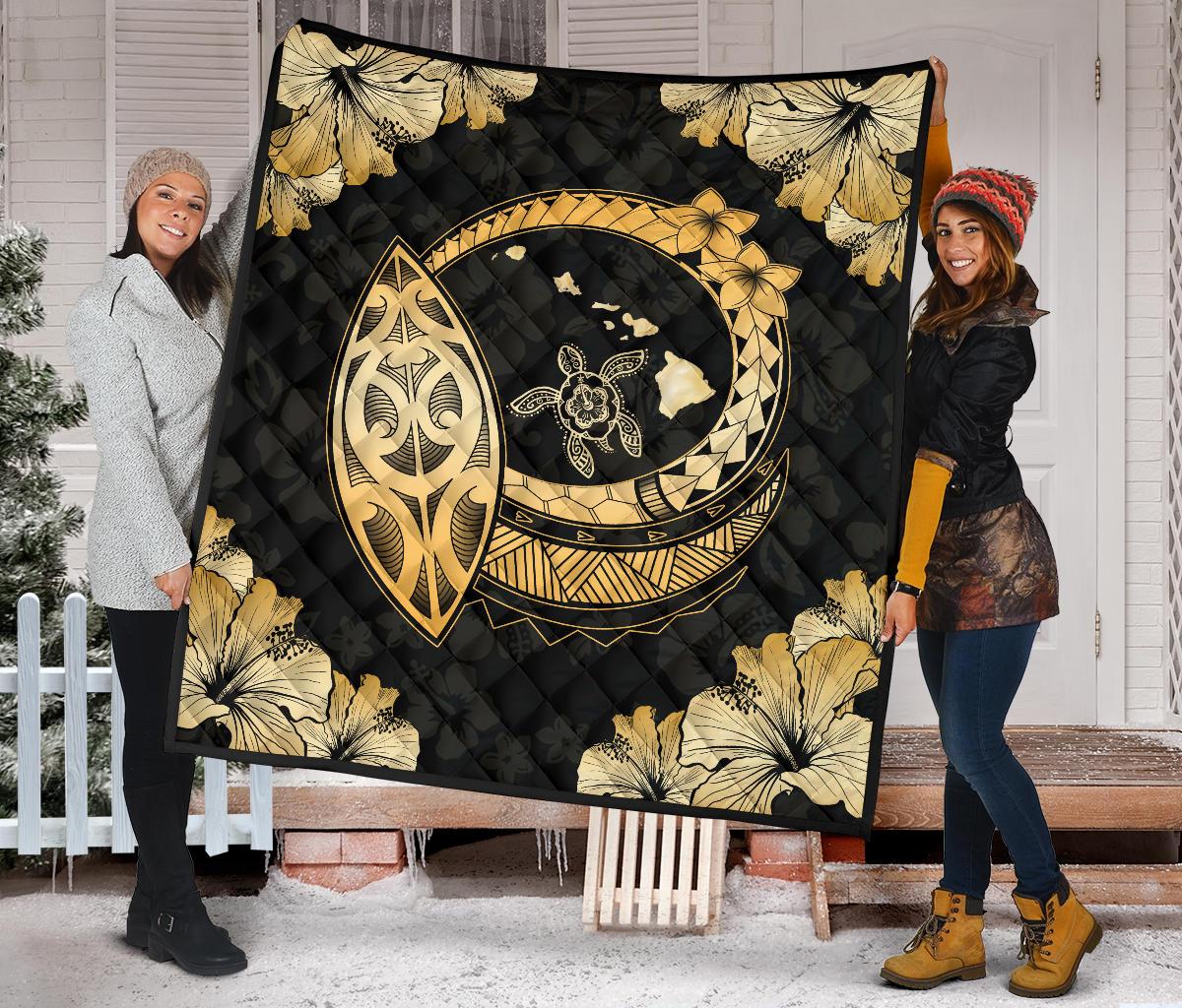 Hawaii Hibiscus Map Hidden Polynesian Hidden Gold Premium Quilt - Polynesian Pride