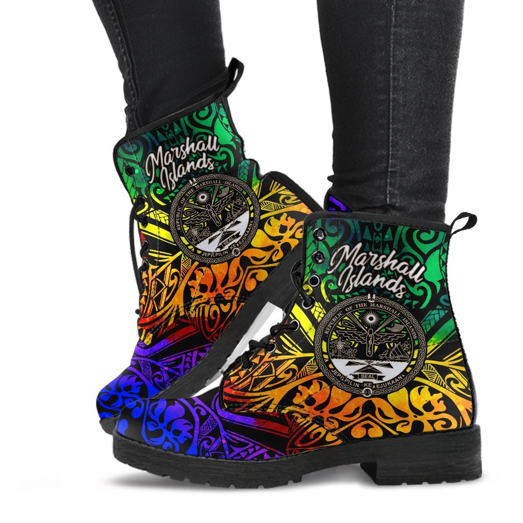Marshall Islands Leather Boots - Rainbow Polynesian Pattern Crest - Polynesian Pride