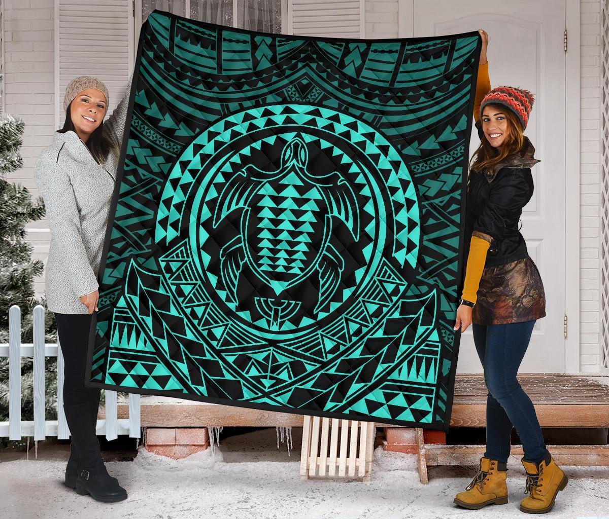 Hawaiian Kakau Honu Arc Turquoise Polynesian Premium Quilt - Polynesian Pride