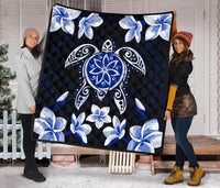 Hawaiian Icon Blue Turtle Plumeria Quilt - Polynesian Pride