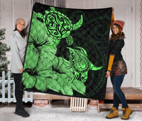 Hawaii Turtle Premium Quilt Polynesian Hibiscus Art Green AH - Polynesian Pride