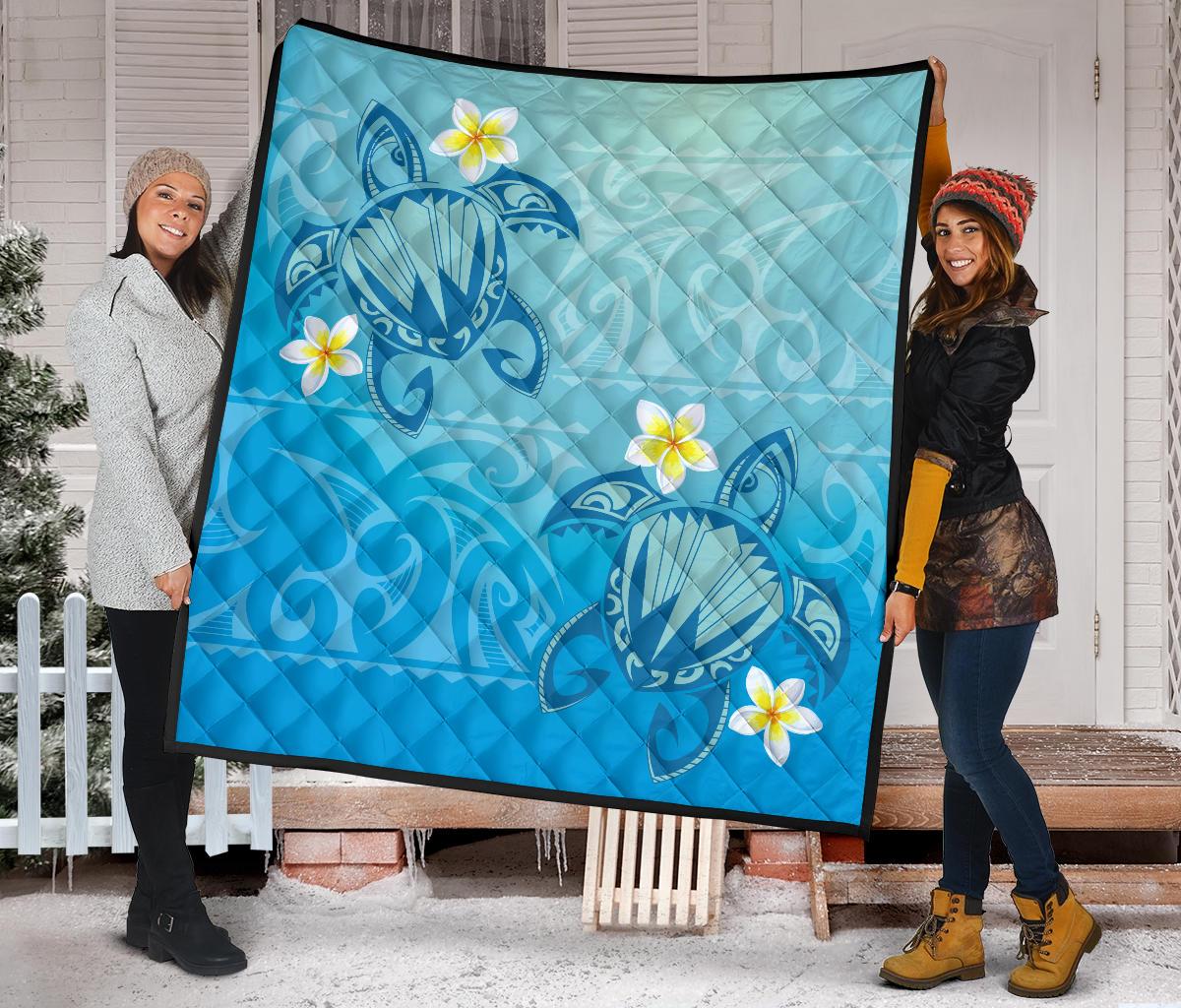 Hawaii Plumeria Deep Blue Turtle Premium Quilt - Polynesian Pride