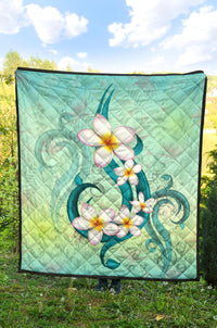 Hawaii Plumeria Premium Quilt - Polynesian Pride