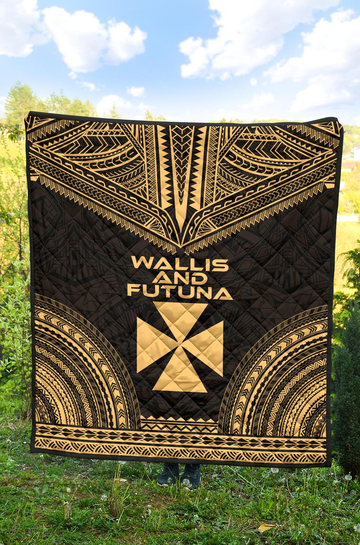Wallis And Futuna Premium Quilt - Wallis And Futuna Coat Of Arms Polynesian Chief Gold Version - Polynesian Pride
