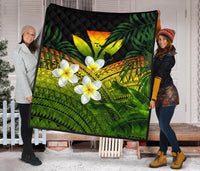 Kanaka Maoli (Hawaiian) Premium Quilt, Polynesian Plumeria Banana Leaves Reggae - Polynesian Pride