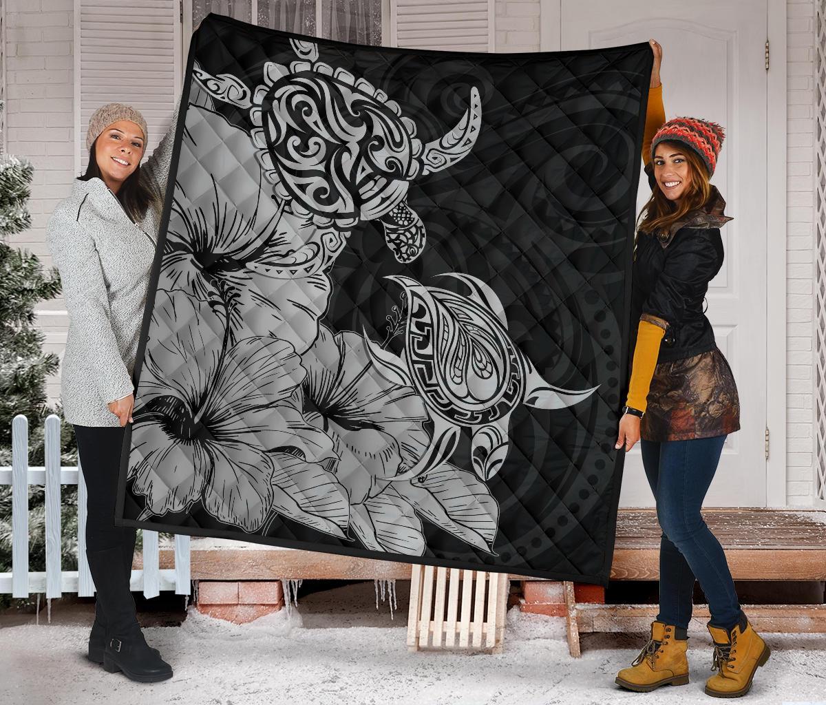 Hawaii Turtle Premium Quilt Polynesian Hibiscus Art Gray AH - Polynesian Pride