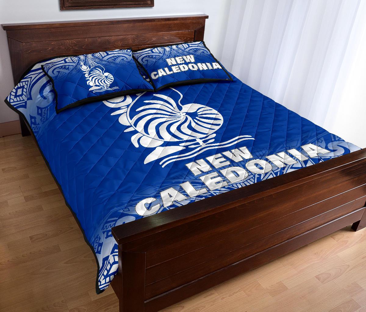 New Caledonia Quilt Bed Set - New Caledonia Coat Of Arms Polynesian Tattoo Blue Fog Style - Polynesian Pride