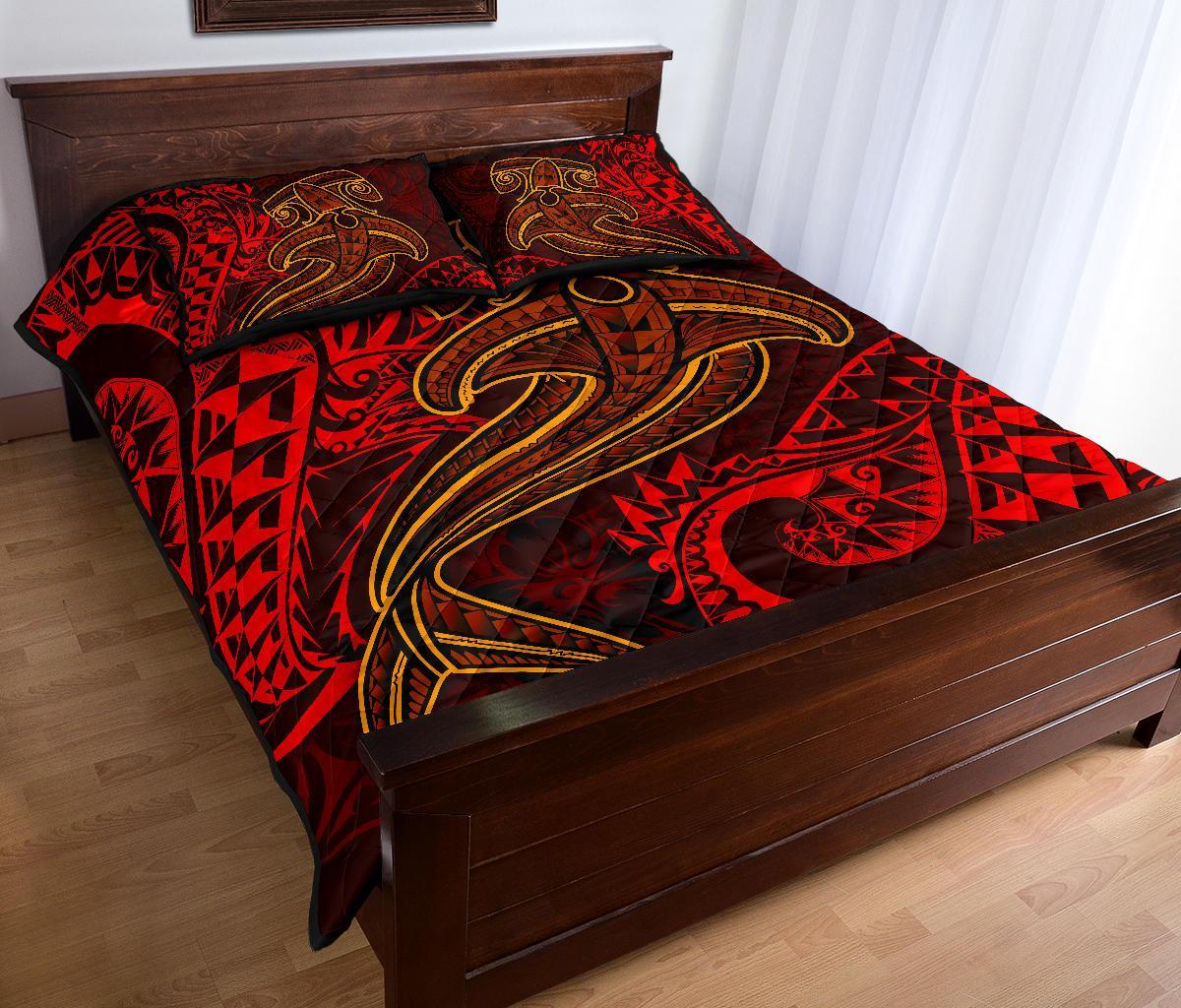 Polynesian Quilt Bed Set - Red Shark Polynesian Tattoo - Polynesian Pride