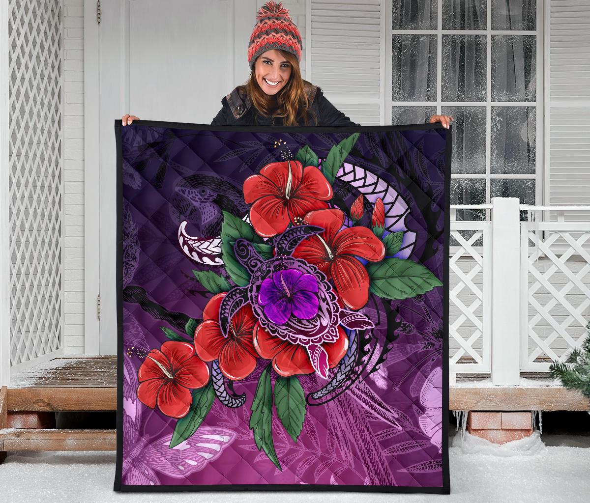 Polynesian Premium Quilt - Purple Hibiscus Turtle Flowing - Polynesian Pride