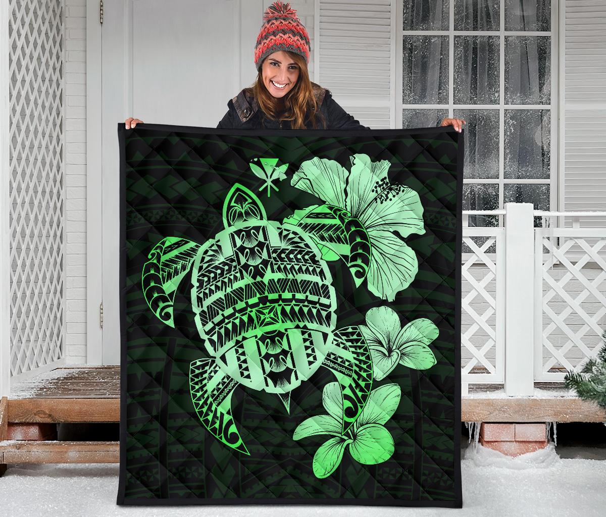 Hawaiian Kanaka Hibiscus Plumeria Mix Polynesian Turtle Premium Quilt Green AH - Polynesian Pride