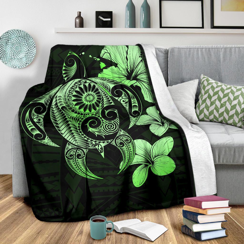 Hibiscus Plumeria Mix Polynesian Green Turtle Premium Blanket - Polynesian Pride