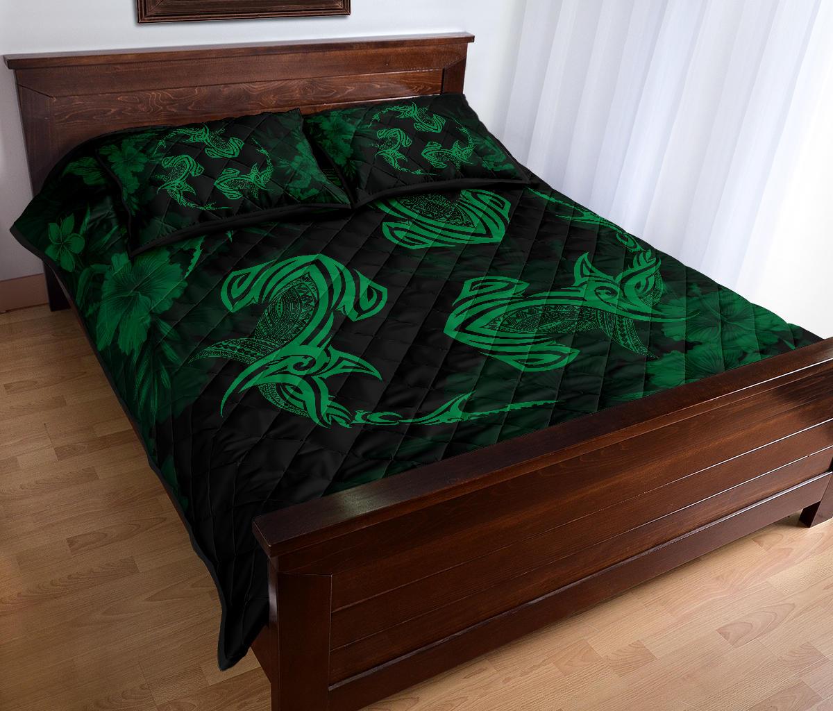 Hawaii Head Hammer Shark Hibiscus Green Quilt Bed Set - Polynesian Pride