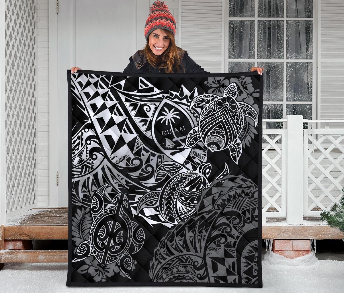 Guam Polynesian Premium Quilt - White Turtle Flowing - Polynesian Pride