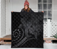 Hawaii Turtle Hibiscus Polynesian Vintage Premium Quilt - Gray - Polynesian Pride