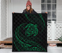 Hawaii Turtle Premium Quilt - Green - Frida Style - Polynesian Pride
