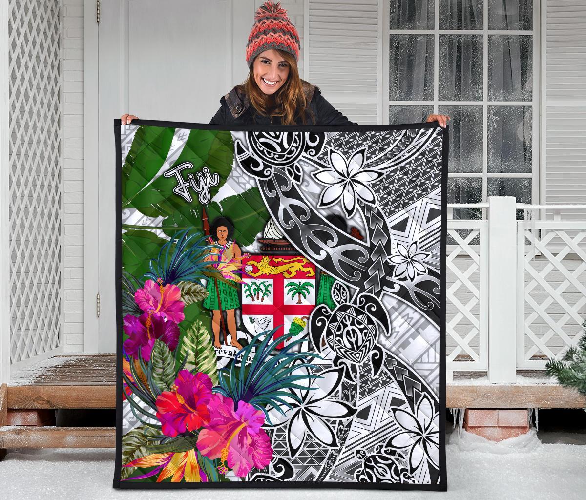 Fiji Premium Quilt White - Turtle Plumeria Banana Leaf Crest - Polynesian Pride