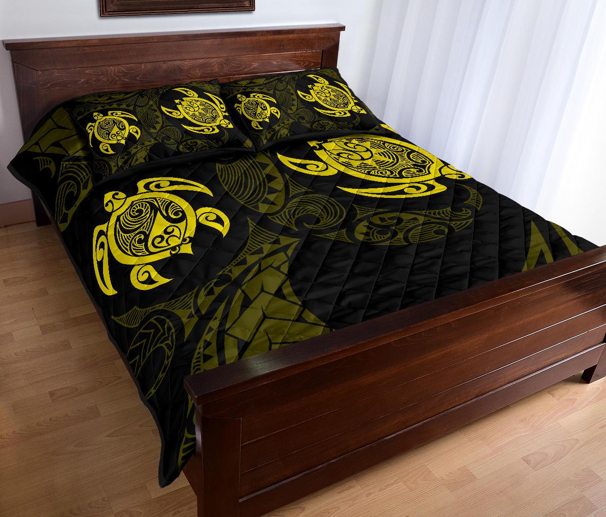Hawaii Polynesian Turtle Quilt Bed Set Yellow - Polynesian Pride