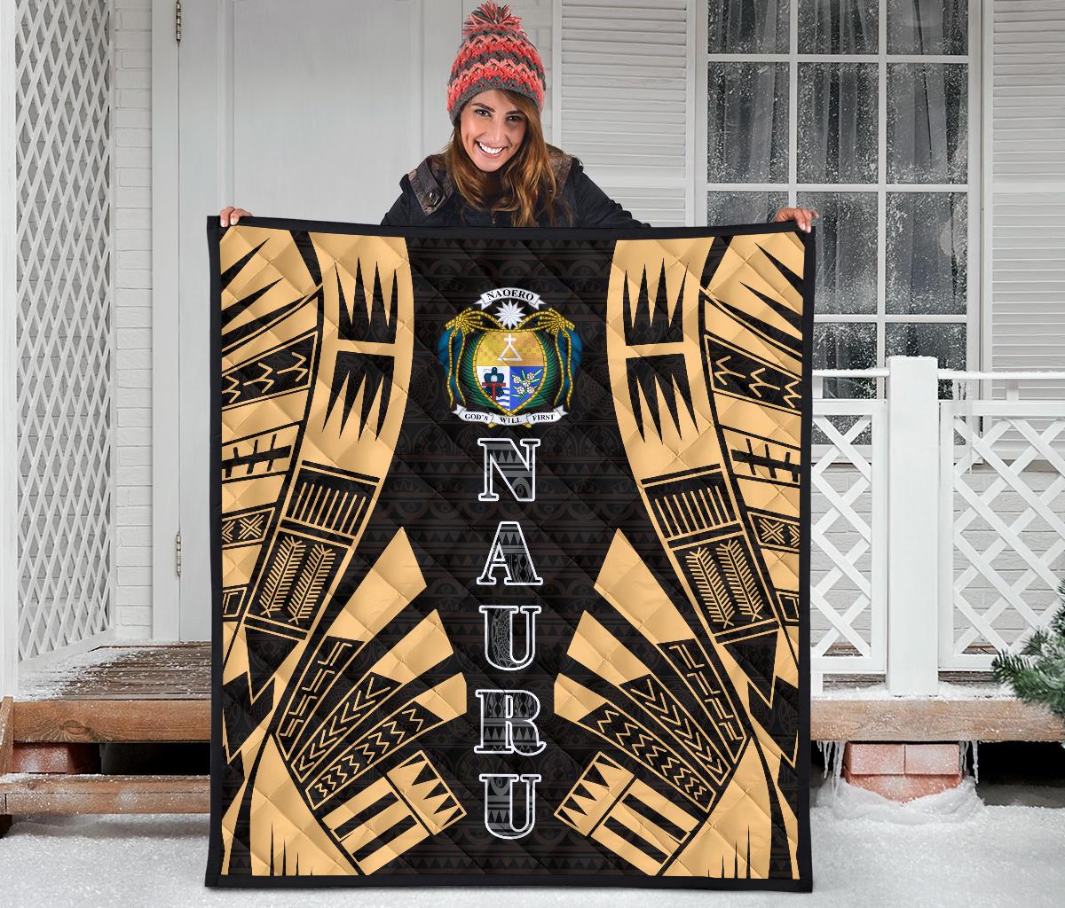 Nauru Premium Quilt - Nauru Coat Of Arms Polynesian Gold Tattoo - Polynesian Pride