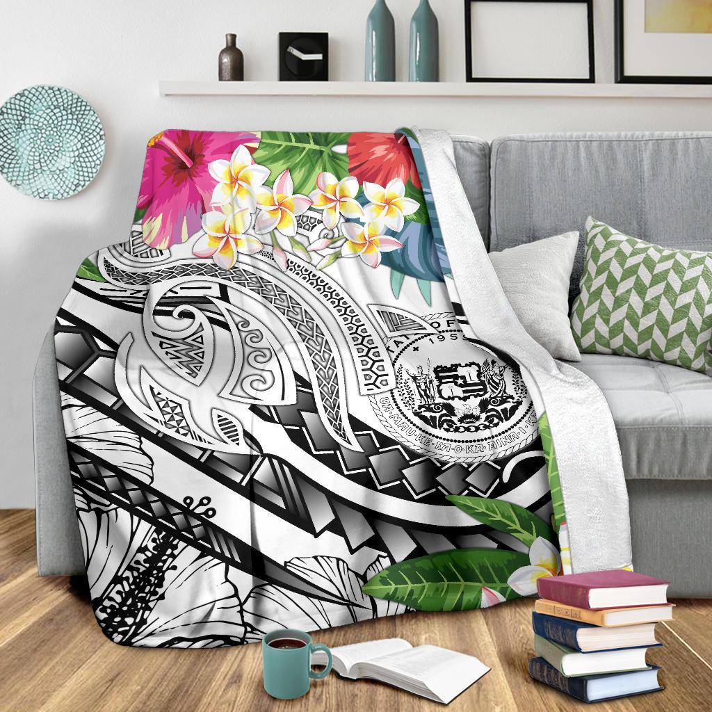 Polynesian Hawaii Premium Blanket - Summer Plumeria (White) - Polynesian Pride