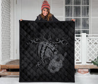 Hawaii Hibiscus Premium Quilt - Harold Turtle - Gray - Polynesian Pride