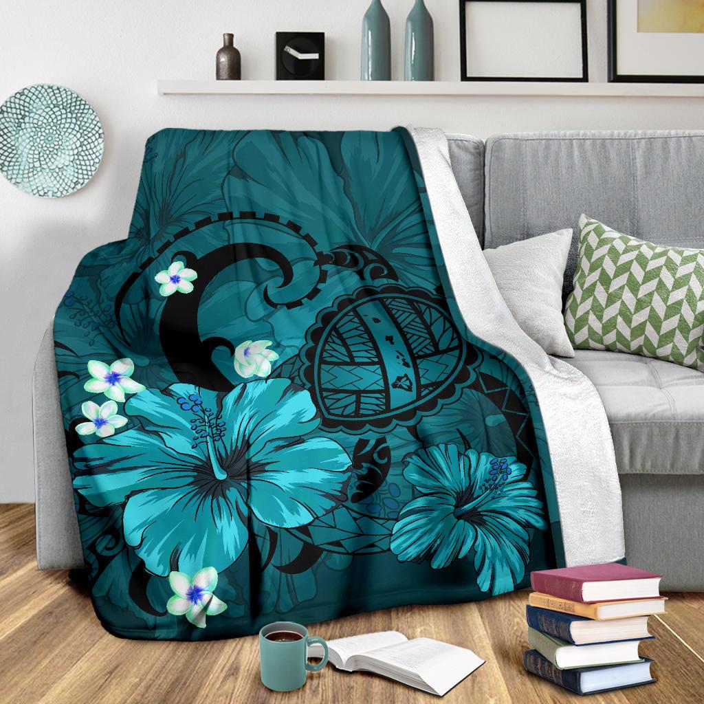 Hawaii Turtle Poly Tribal Turquoise Premium Blanket - Polynesian Pride