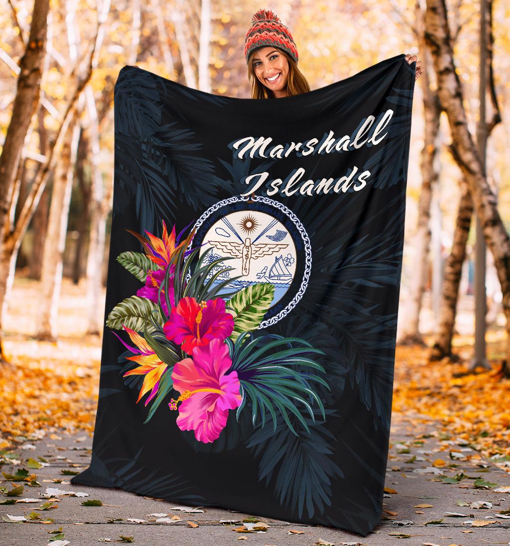 Marshall Islands Polynesian Premium Blanket - Tropical Flower - Polynesian Pride