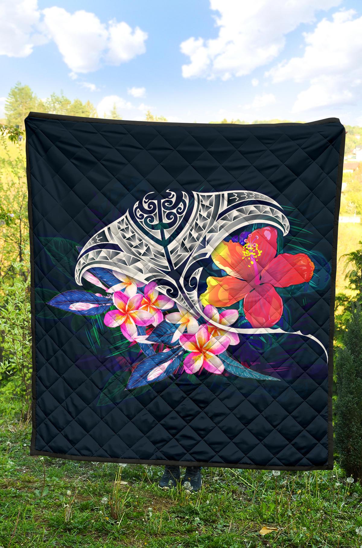 Polynesian Premium Quilt - Manta Ray And Hibiscus - Polynesian Pride