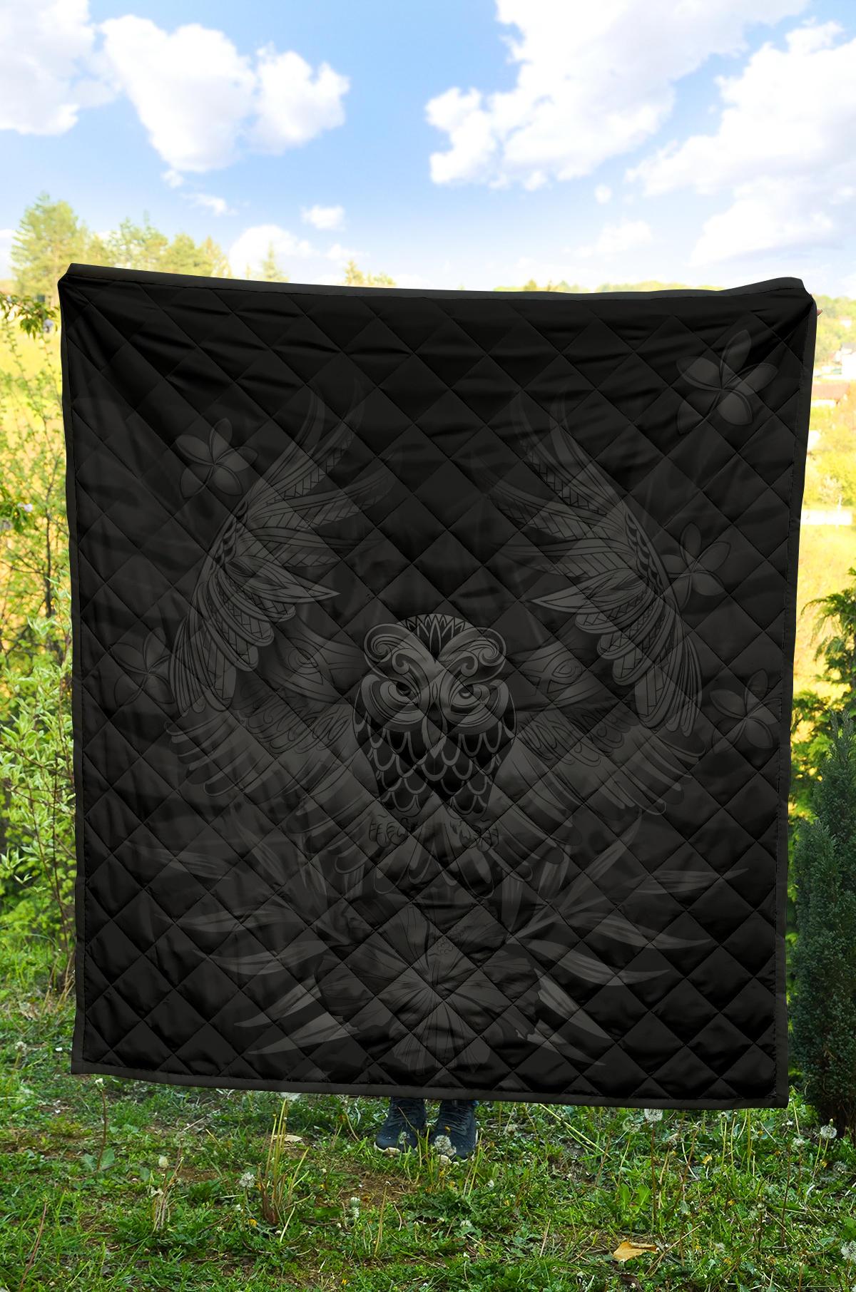 Hawaii Owl Hibiscus Plumeria Premium Quilt - Gray - Polynesian Pride
