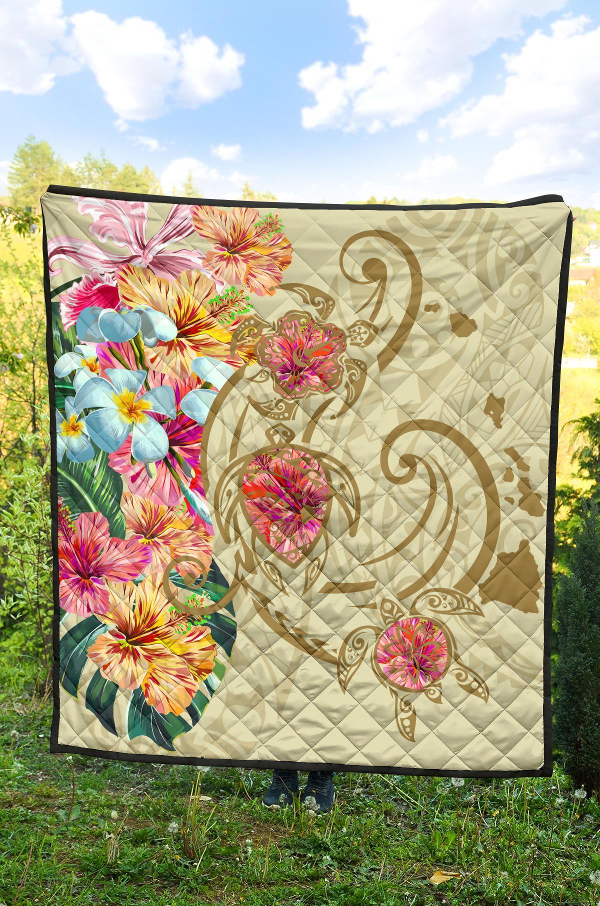 Hawaii Triple Marble Turtle Polynesian Hibiscus Premium Quilt - AH - Benjamin Style - Beige - Polynesian Pride
