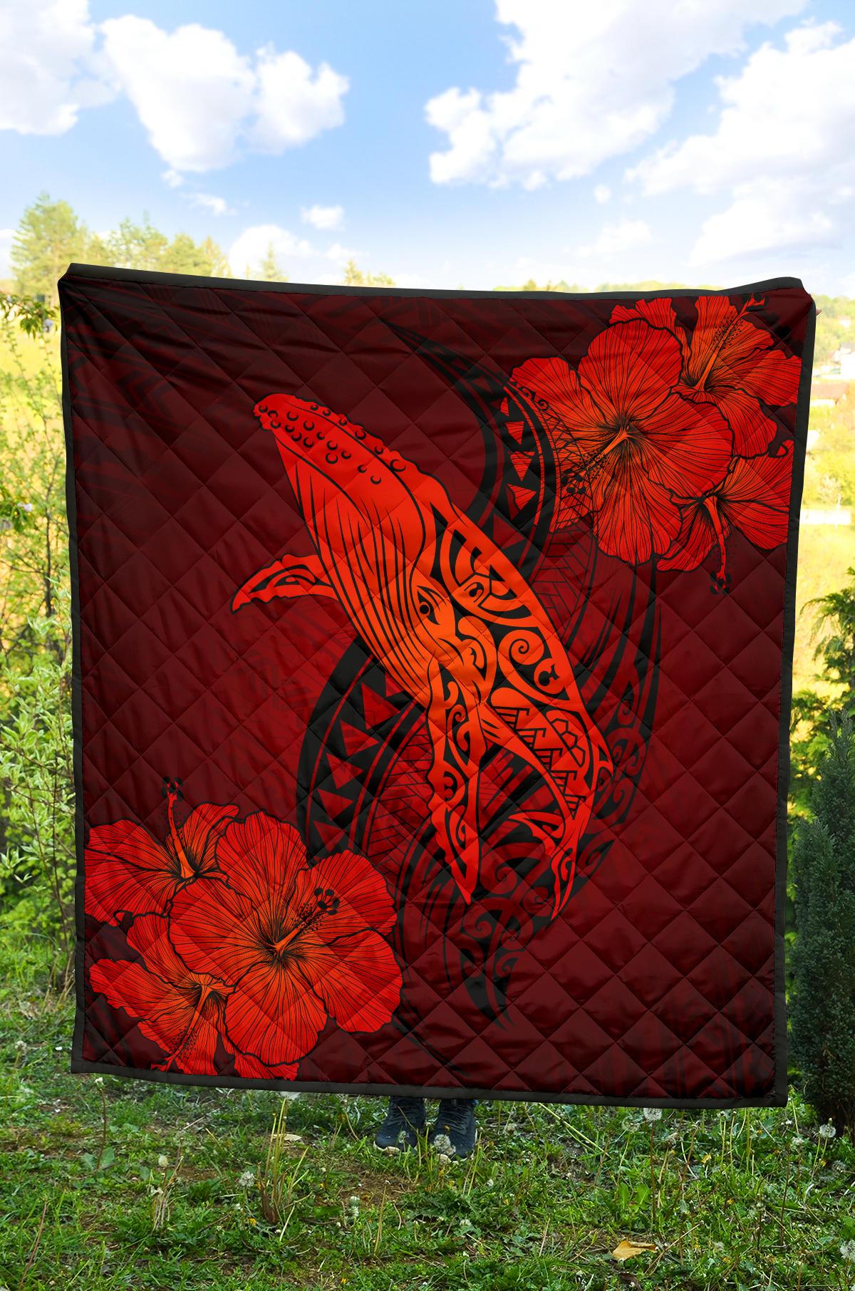 Hawaii Whale Swim Poly Red Premium Quilt - Polynesian Pride