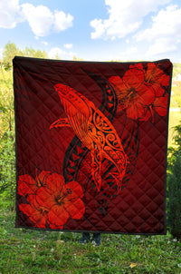 Hawaii Whale Swim Poly Red Premium Quilt - Polynesian Pride