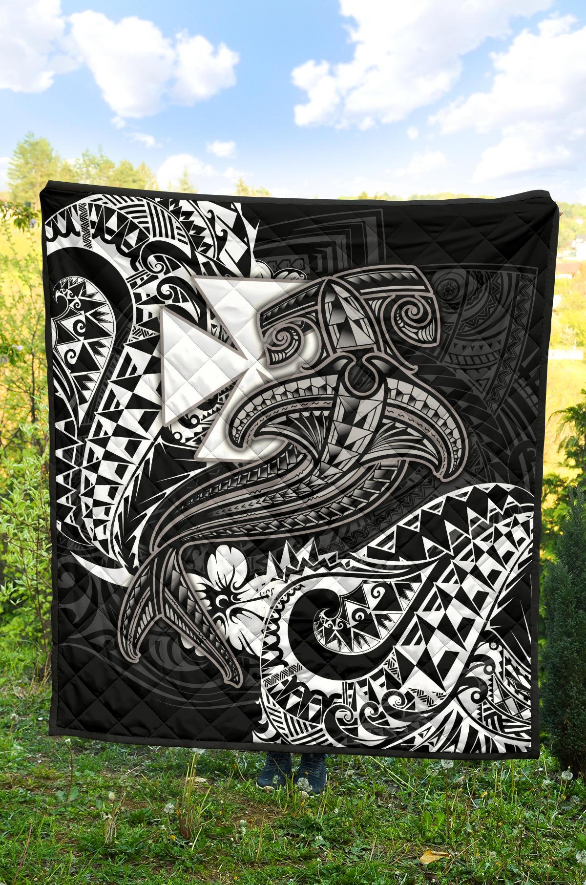 Polynesian Wallis and Futuna Premium Quilt - White Shark Polynesian Tattoo - Polynesian Pride