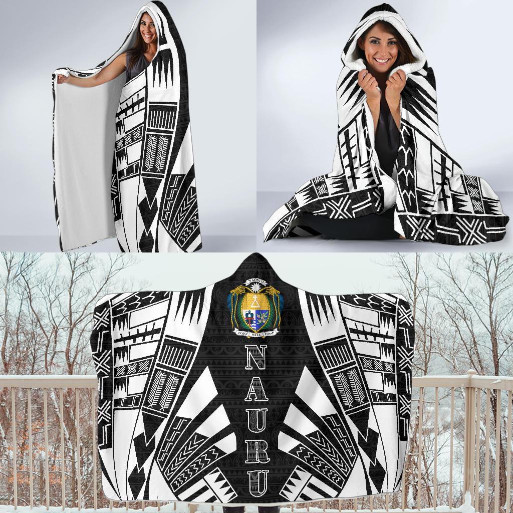 Nauru Hooded Blanket - Polynesian Tattoo Black - Polynesian Pride