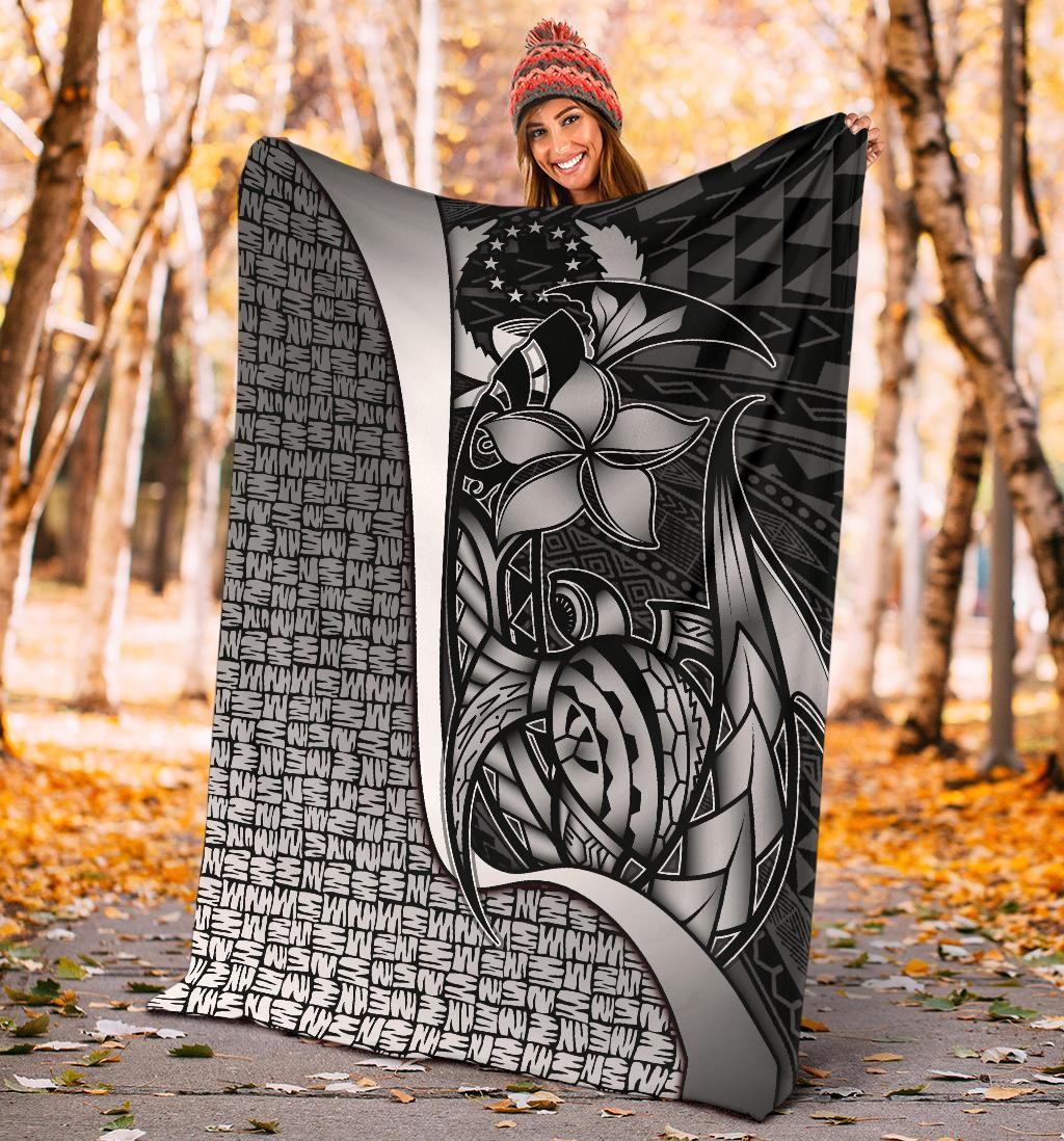 Pohnpei Micronesia Premium Blanket White - Turtle With Hook - Polynesian Pride