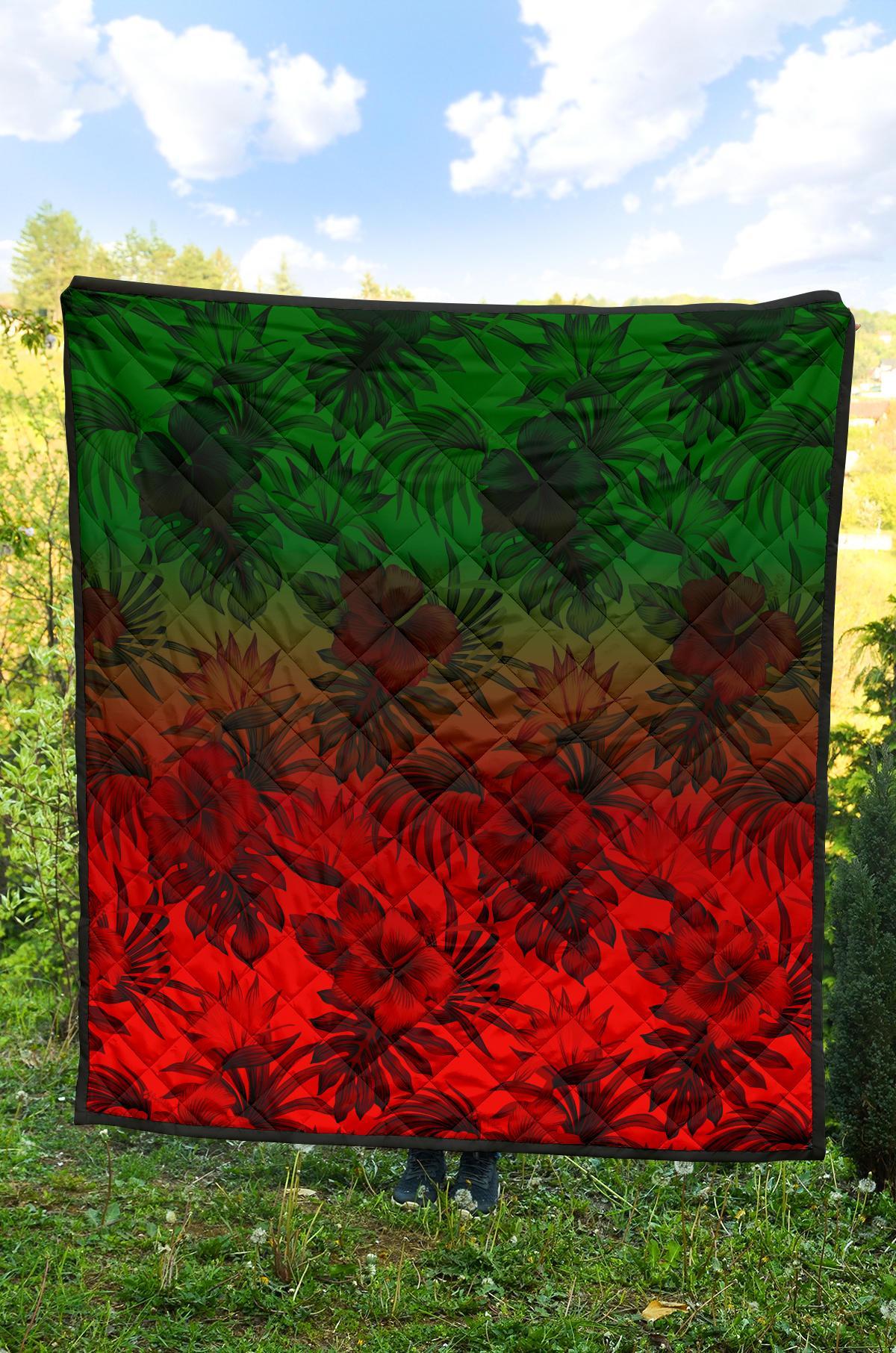 Polynesian Premium Quiit - Red Hibiscus Patterns - Polynesian Pride