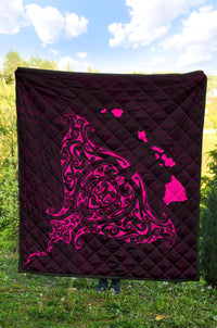 Rays Hawaii Map Polynesian Premium Quilt - Pink - Polynesian Pride