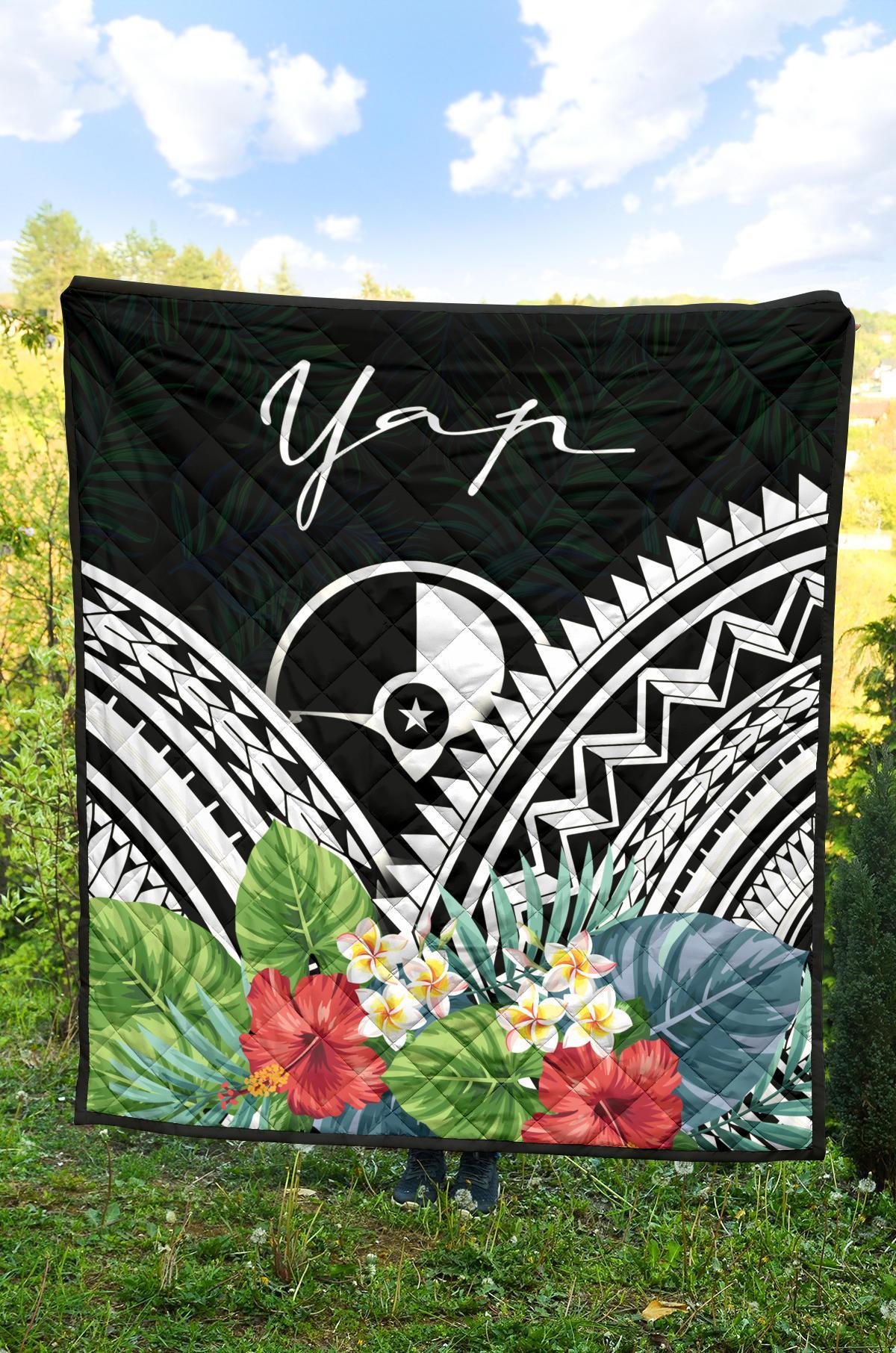 Yap Premium Quilt - Yap Coat of Arms & Polynesian Tropical Flowers White - Polynesian Pride