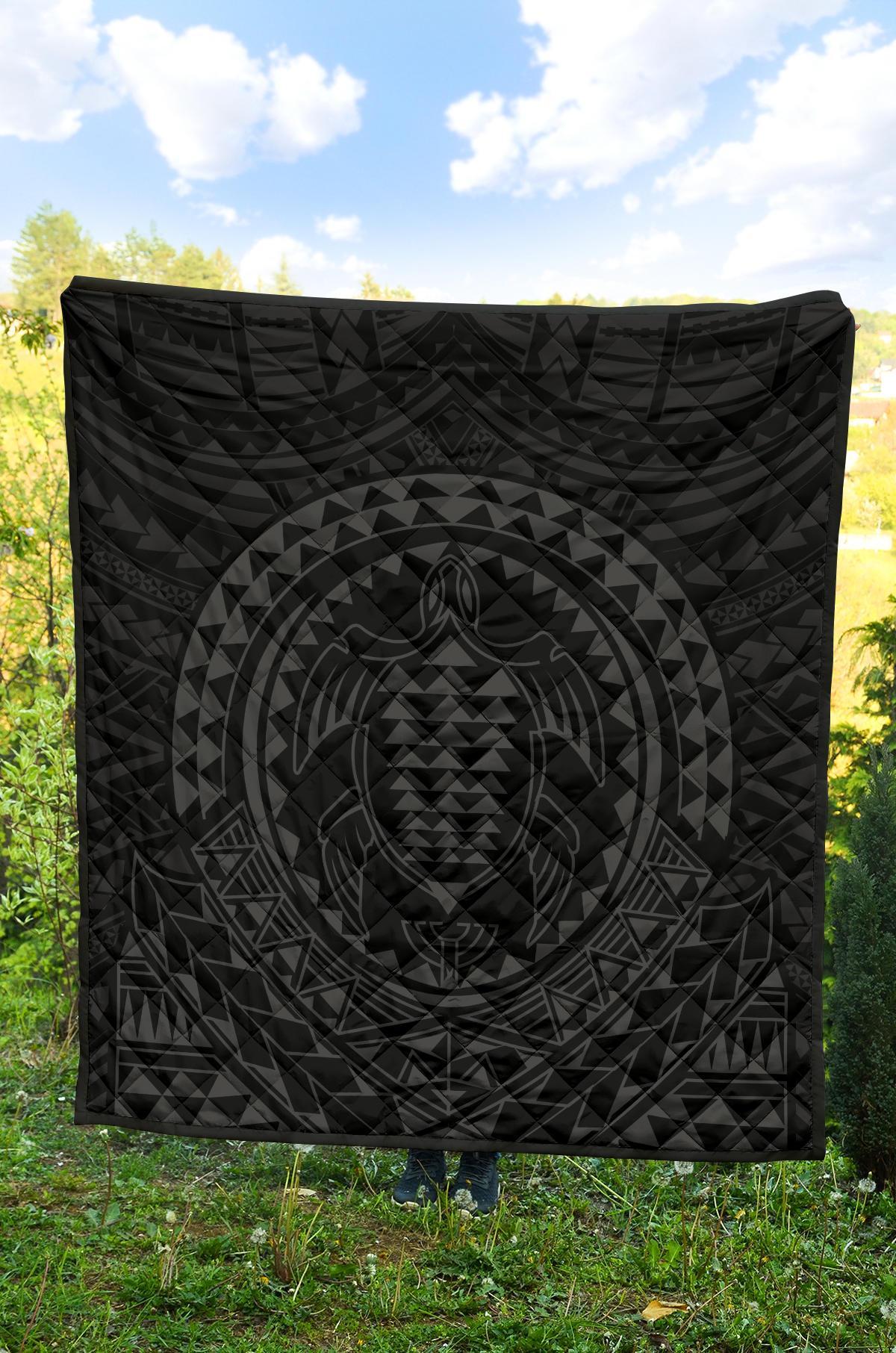 Hawaiian Kakau Honu Arc Gray Polynesian Premium Quilt - Polynesian Pride
