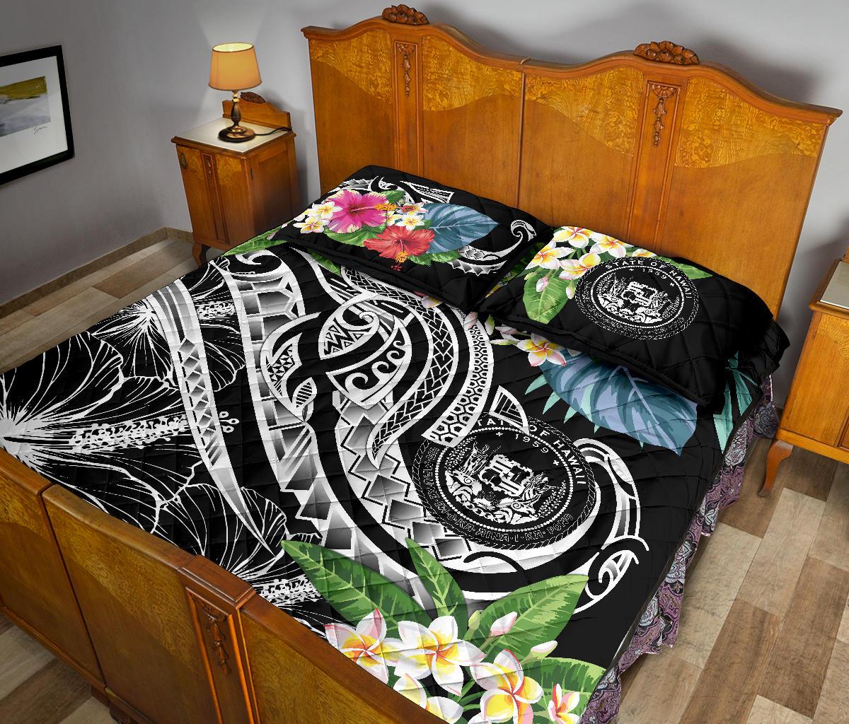 Polynesian Hawaii Quilt Bed Set - Summer Plumeria (Black) - Polynesian Pride