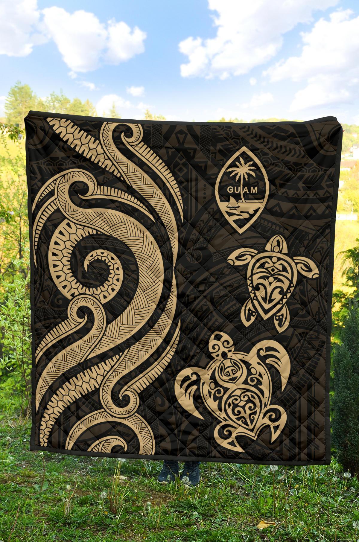 Guam Polynesian Premium Quilt - Gold Tentacle Turtle - Polynesian Pride