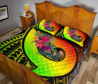 Pohnpei Quilt Bed Set - Polynesian Hook And Hibiscus (Raggae) - Polynesian Pride