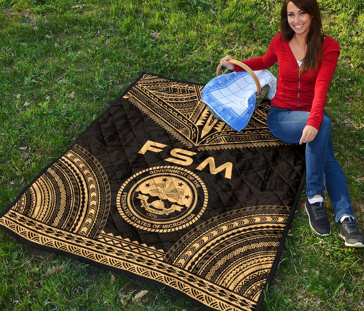 Federated States Of Micronesia Premium Quilt - FSM Seal Polynesian Chief Gold Version - Polynesian Pride