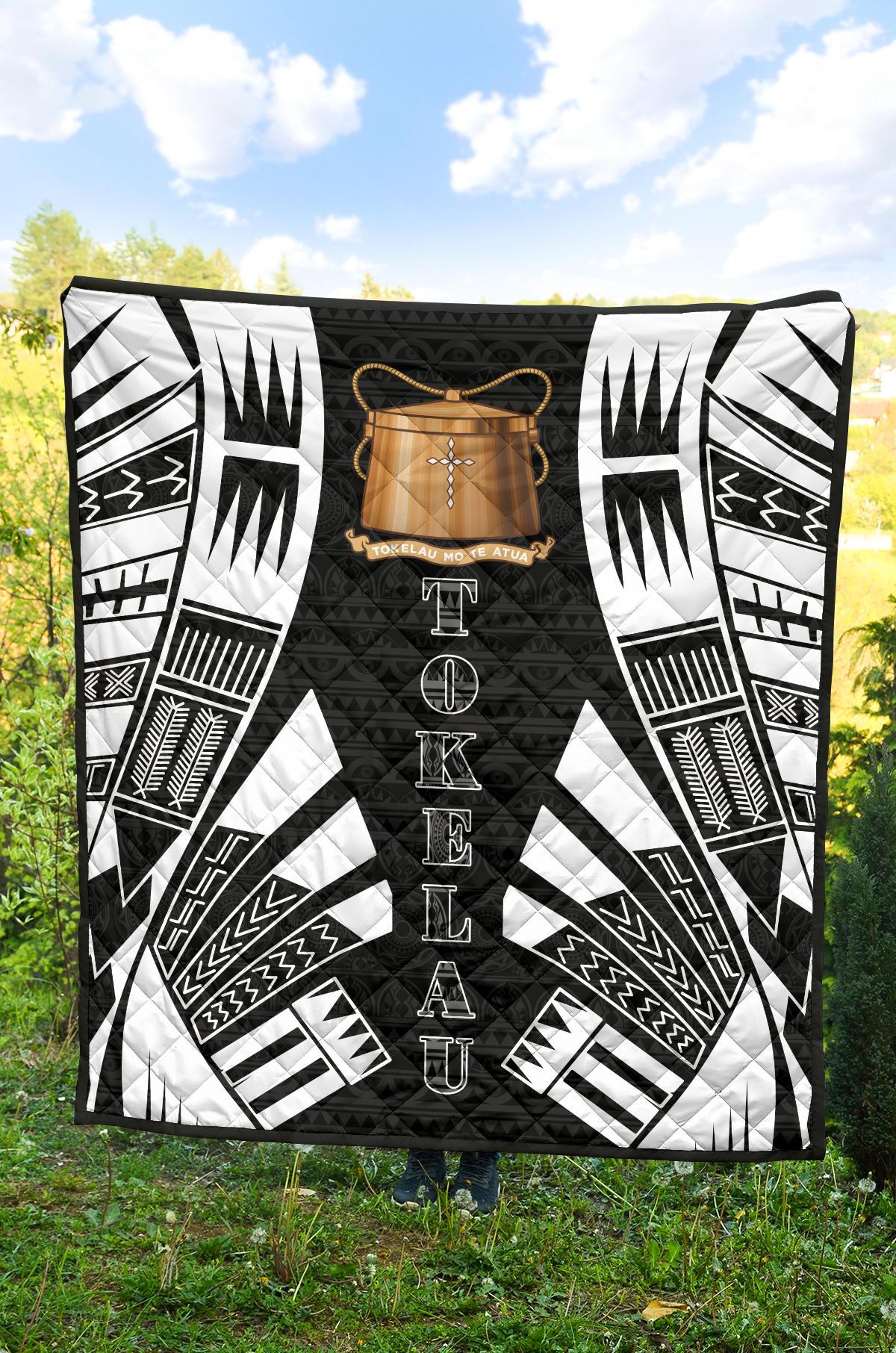 Tokelau Premium Quilt - Tokelau Coat Of Arms Polynesian White Tattoo - Polynesian Pride