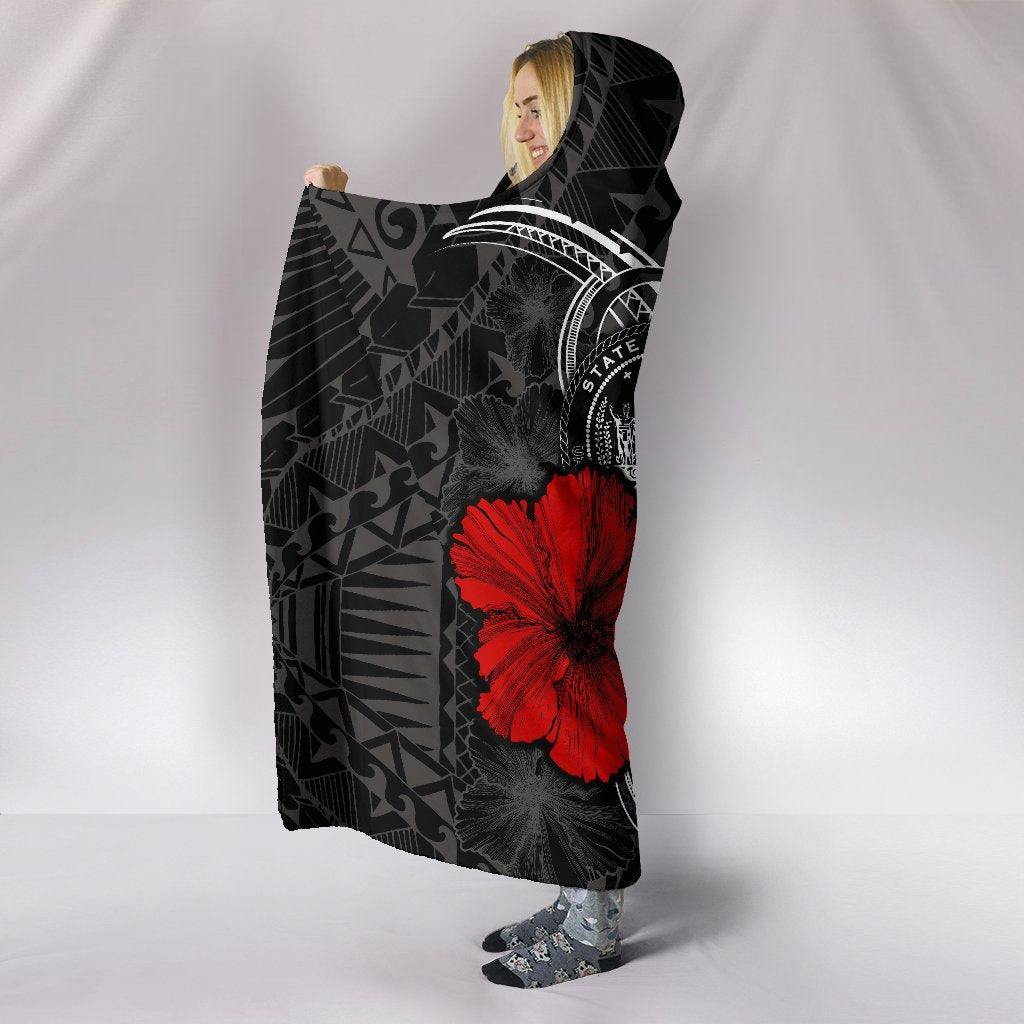 Polynesian Hawaii Hooded Blanket - Humpback Whale with Hibiscus (White) - Polynesian Pride