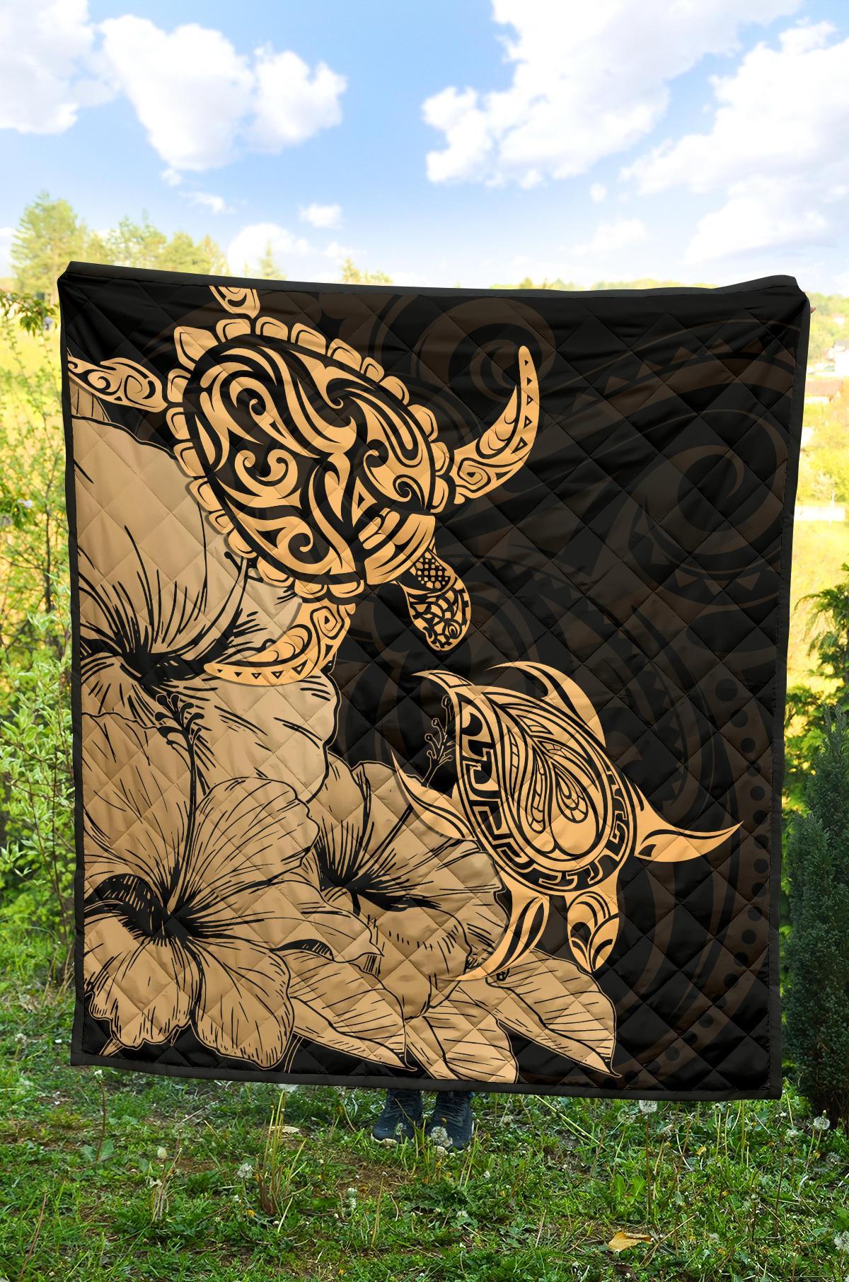 Hawaii Turtle Premium Quilt Polynesian Hibiscus Art Gold AH - Polynesian Pride