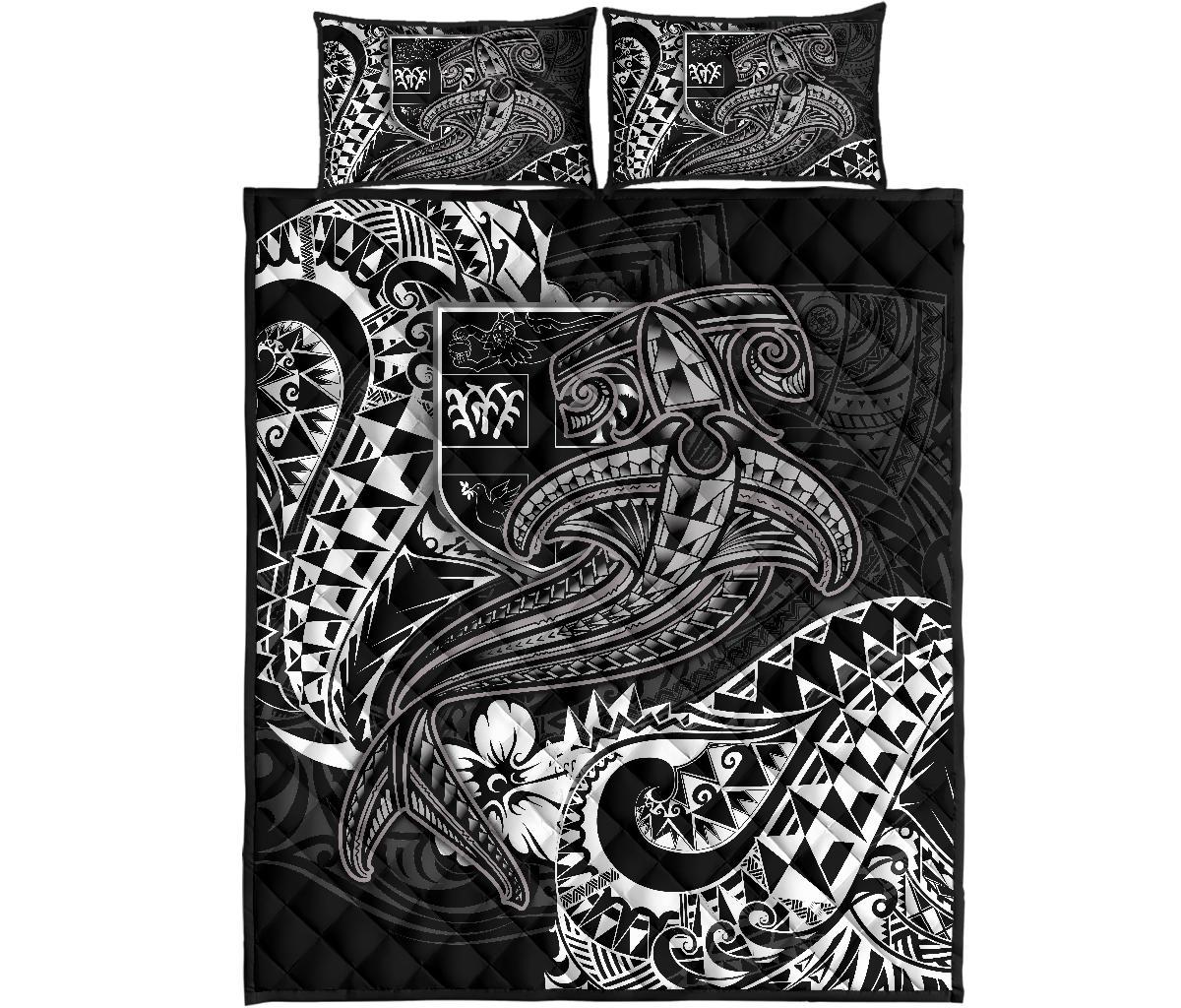 Fiji Quilt Bed Set - White Shark Polynesian Tattoo - Polynesian Pride