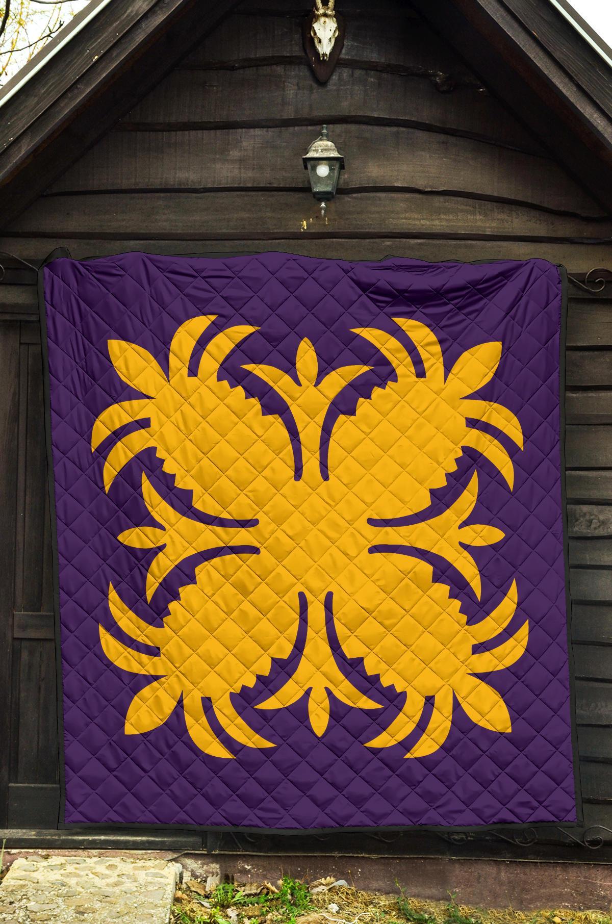 Hawaiian Premium Quilt Royal Pattern - Purple And Gold - A2 Style - Polynesian Pride